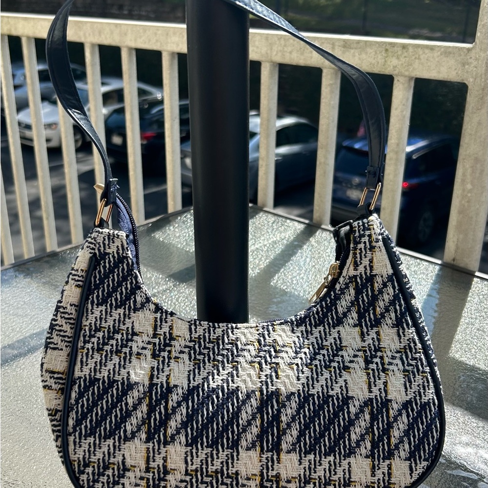 NWOT Navy Tweed Shoulder bag unbranded